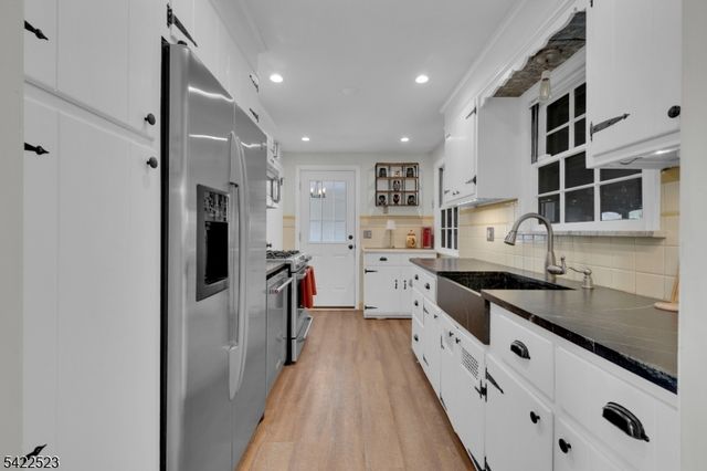 369 Union Ave, Middlesex Boro, NJ 08846