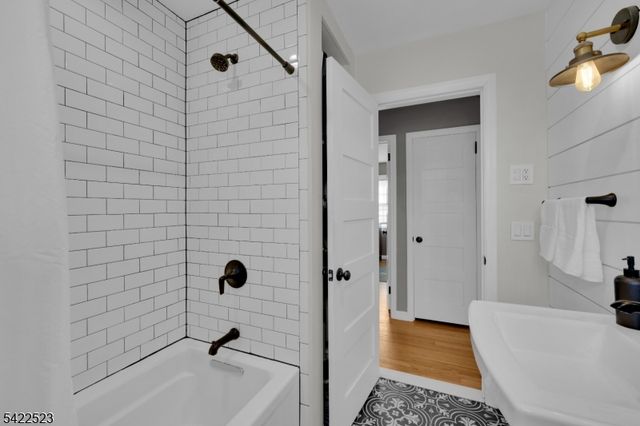 369 Union Ave, Middlesex Boro, NJ 08846