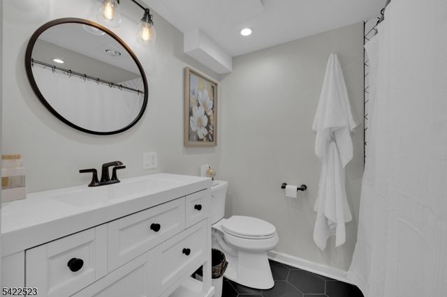 369 Union Ave, Middlesex Boro, NJ 08846