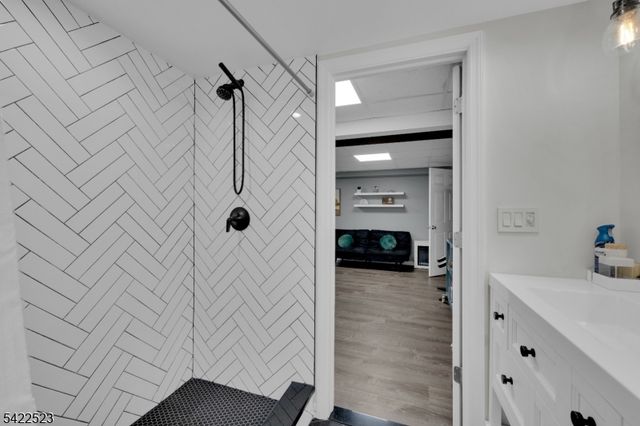 369 Union Ave, Middlesex Boro, NJ 08846