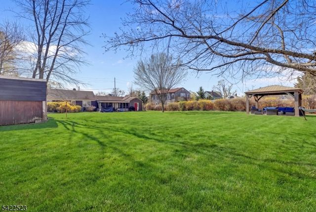 369 Union Ave, Middlesex Boro, NJ 08846