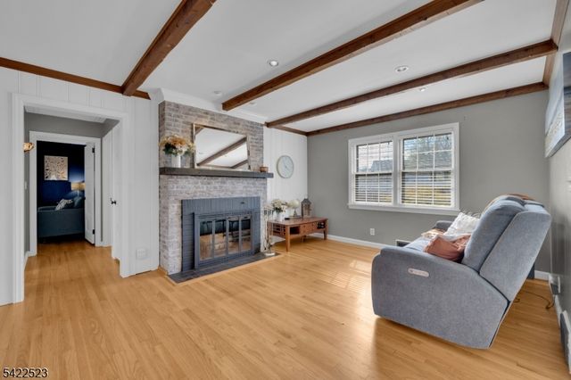 369 Union Ave, Middlesex Boro, NJ 08846