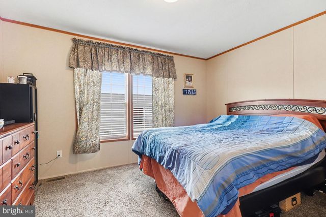 9 VISTA LN, Manheim, PA 17545