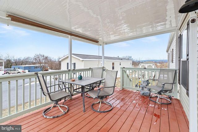 9 VISTA LN, Manheim, PA 17545