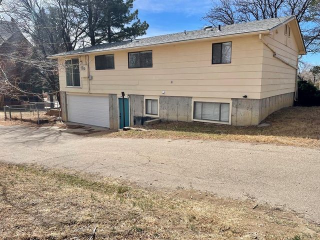 112 Main St, Walsenburg, CO 81089