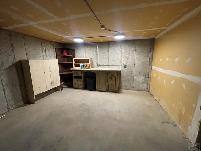 112 Main St, Walsenburg, CO 81089