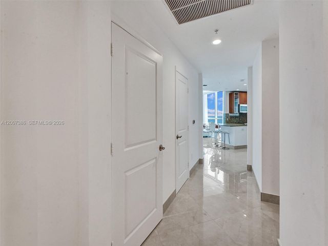 1945 S Ocean Dr 2101, Hallandale Beach, FL 33009