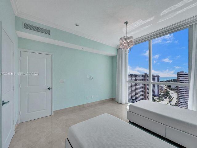 1945 S Ocean Dr 2101, Hallandale Beach, FL 33009
