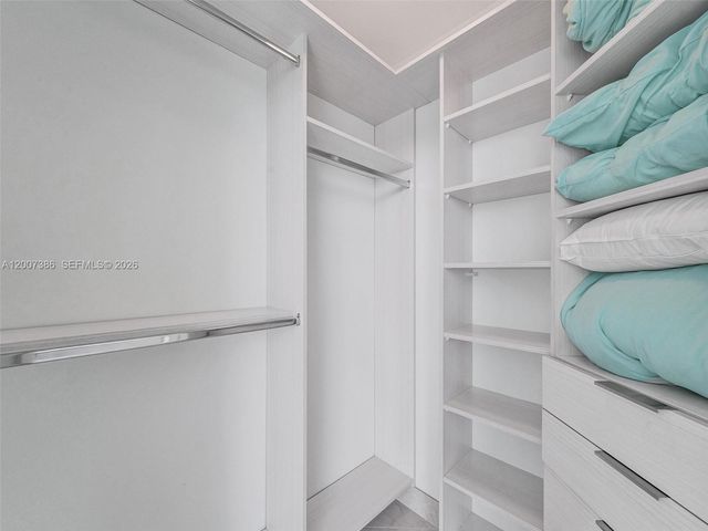 1945 S Ocean Dr 2101, Hallandale Beach, FL 33009