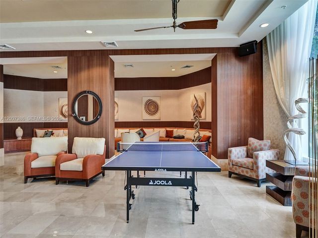 1945 S Ocean Dr 2101, Hallandale Beach, FL 33009