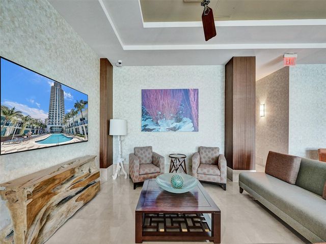 1945 S Ocean Dr 2101, Hallandale Beach, FL 33009