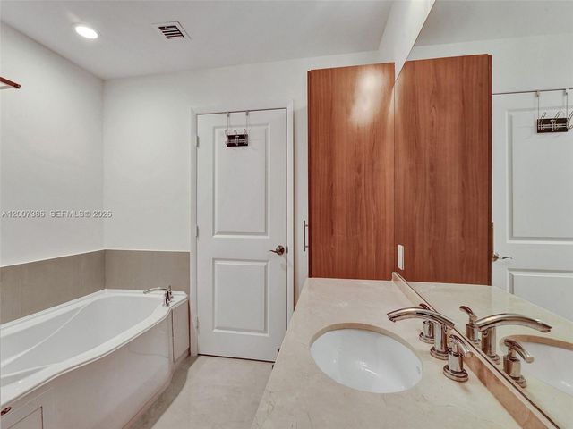 1945 S Ocean Dr 2101, Hallandale Beach, FL 33009