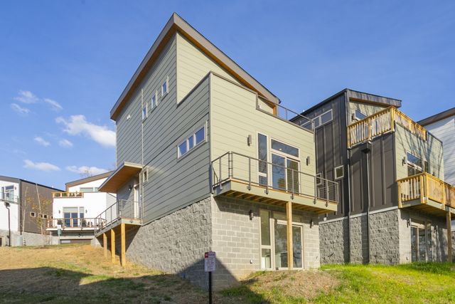 3079 Edwin Cir, Nashville, TN 37207