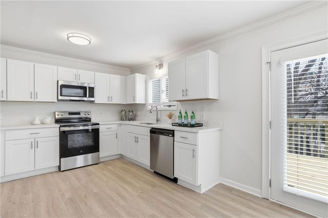 2511 Bechers Brook, Lawrenceville, GA 30043