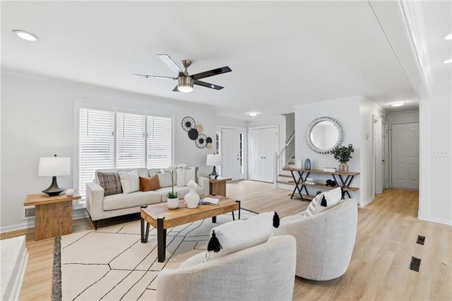 2511 Bechers Brook, Lawrenceville, GA 30043