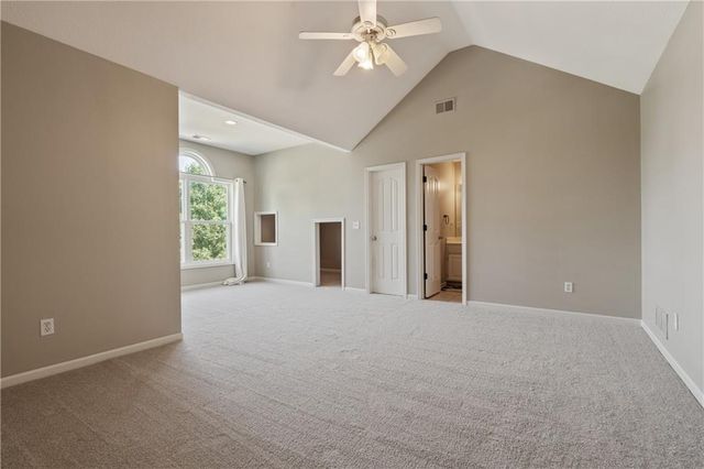 7913 W 155th Place, Overland Park, KS 66223