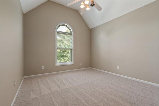 7913 W 155th Place, Overland Park, KS 66223