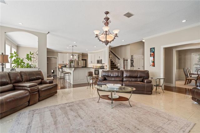 7913 W 155th Place, Overland Park, KS 66223