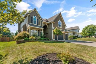 7913 W 155th Place, Overland Park, KS 66223