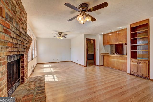342 Lakeshore Drive, Stockbridge, GA 30281
