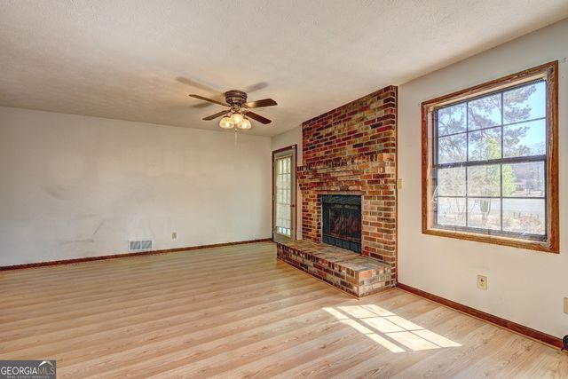 342 Lakeshore Drive, Stockbridge, GA 30281