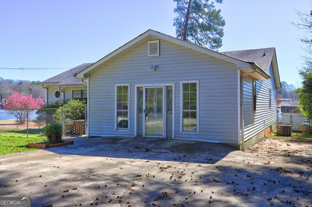 342 Lakeshore Drive, Stockbridge, GA 30281