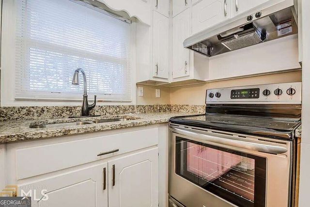 537 Reba Road, Lawrenceville, GA 30046