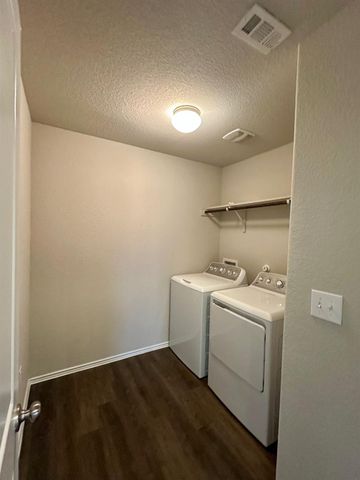 5812 Bell Tower LN, Austin, TX 78747