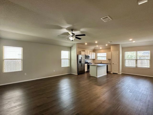 5812 Bell Tower LN, Austin, TX 78747