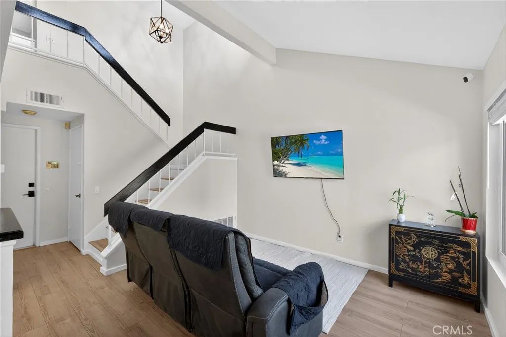 1363 N Schooner, Anaheim, CA 92801