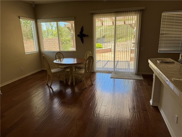 22045 Milestone Street, Saugus (santa Clarita), CA 91390