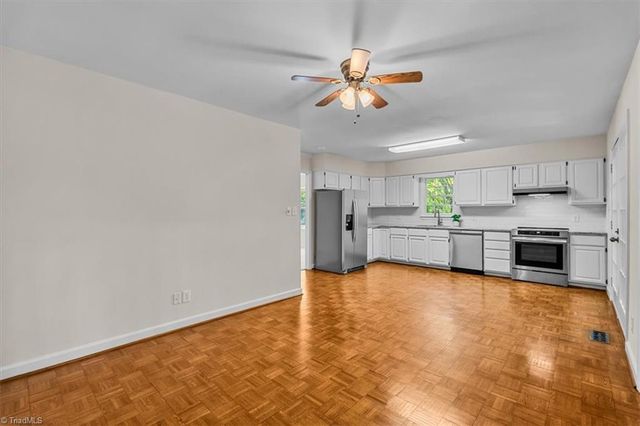 1 Brownstone Lane, Greensboro, NC 27410