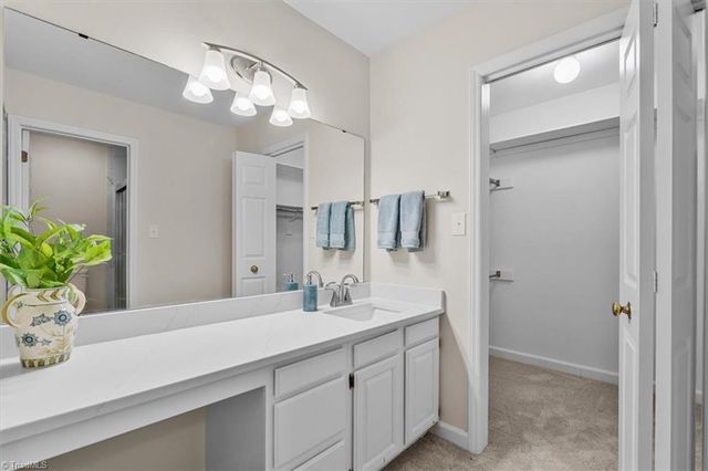 1 Brownstone Lane, Greensboro, NC 27410