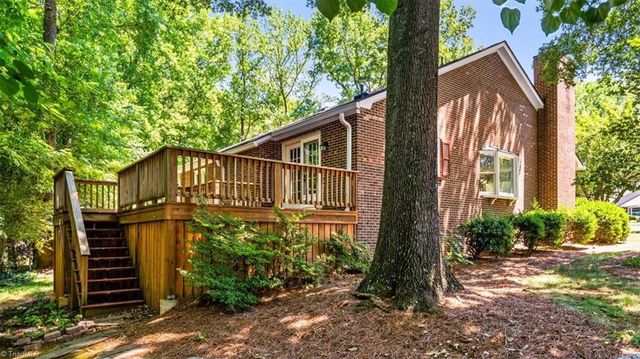 1 Brownstone Lane, Greensboro, NC 27410