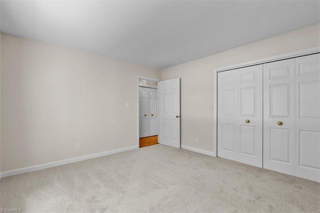 1 Brownstone Lane, Greensboro, NC 27410