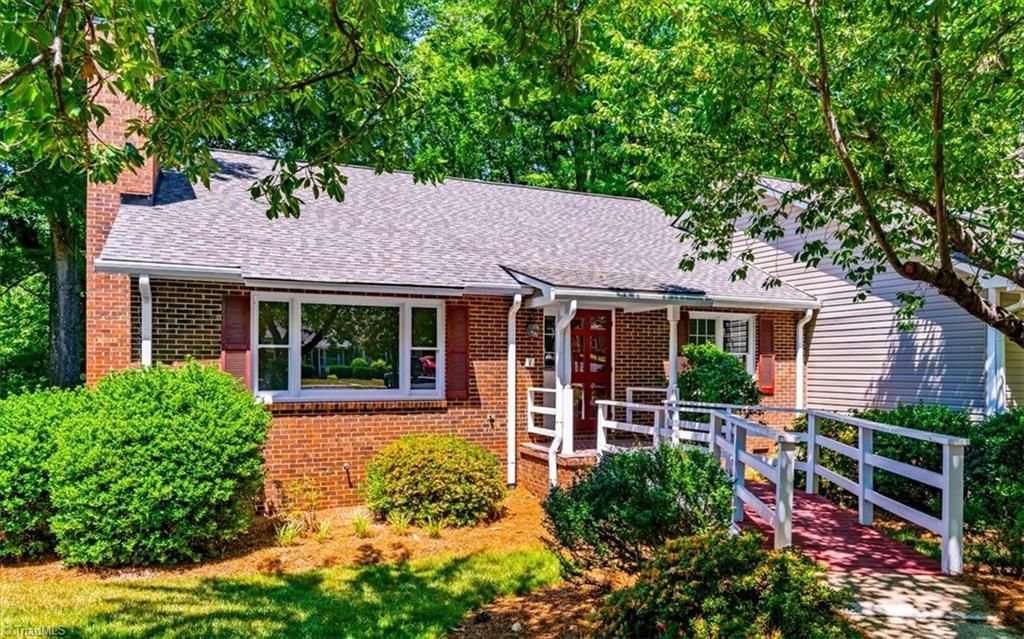 1 Brownstone Lane, Greensboro, NC 27410