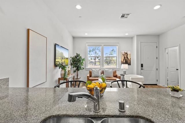 1927 Corte Agata 163, Chula Vista, CA 91913