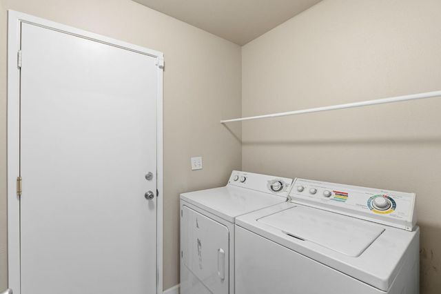 2702 Mitchell Avenue, Clovis, CA 93611
