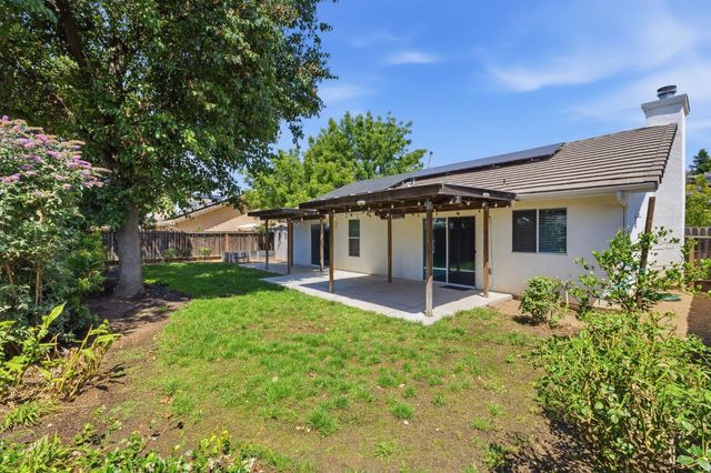 2702 Mitchell Avenue, Clovis, CA 93611