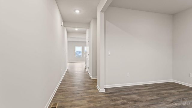 1762 Parkfield Way, Goshen Twp, OH 45122