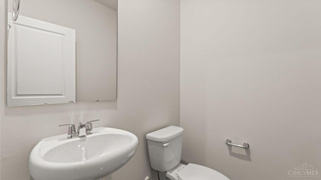 1762 Parkfield Way, Goshen Twp, OH 45122