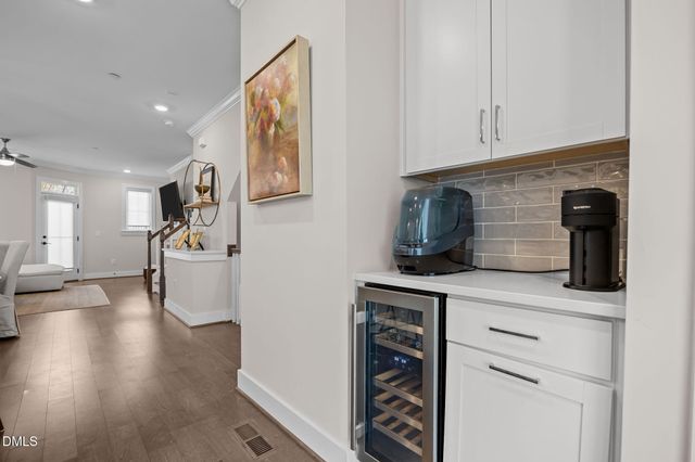 401 Bryan Pointe Drive 103, Raleigh, NC 27608