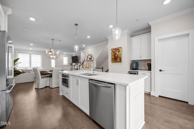 401 Bryan Pointe Drive 103, Raleigh, NC 27608