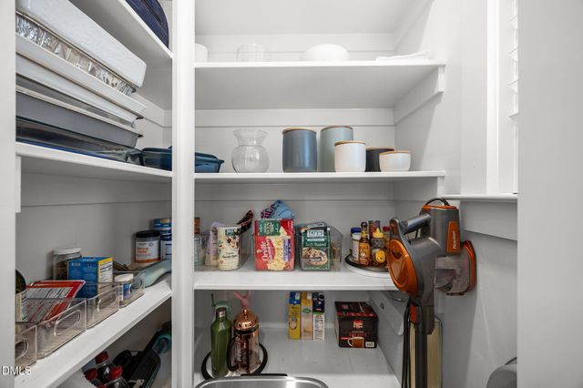 401 Bryan Pointe Drive 103, Raleigh, NC 27608