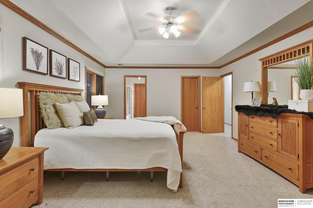 17321 P Street, Omaha, NE 68135