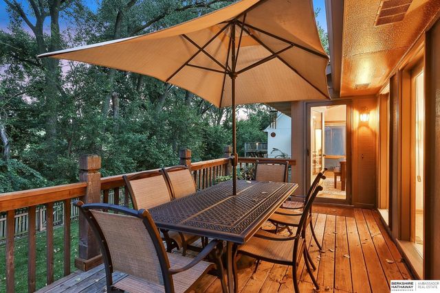 17321 P Street, Omaha, NE 68135