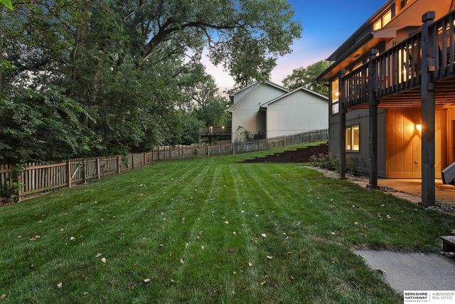 17321 P Street, Omaha, NE 68135