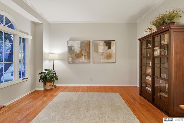 17321 P Street, Omaha, NE 68135