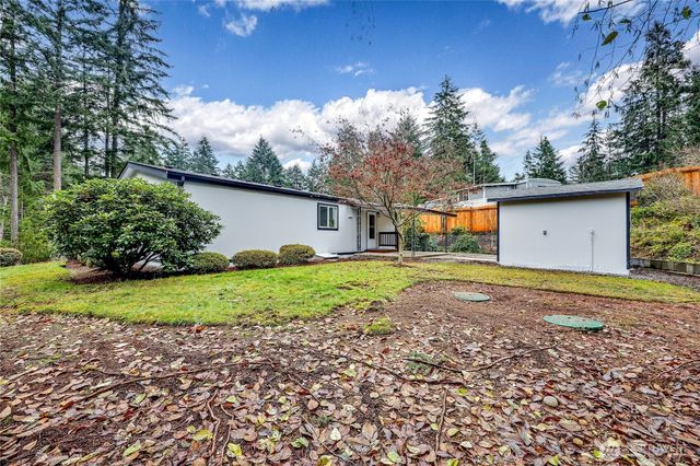190 E Barnsby Place, Shelton, WA 98584