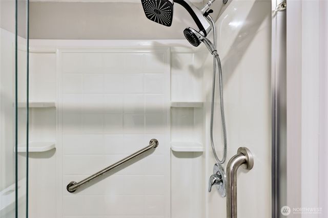 190 E Barnsby Place, Shelton, WA 98584